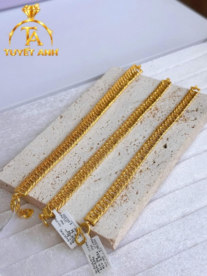Lắc vàng 24K