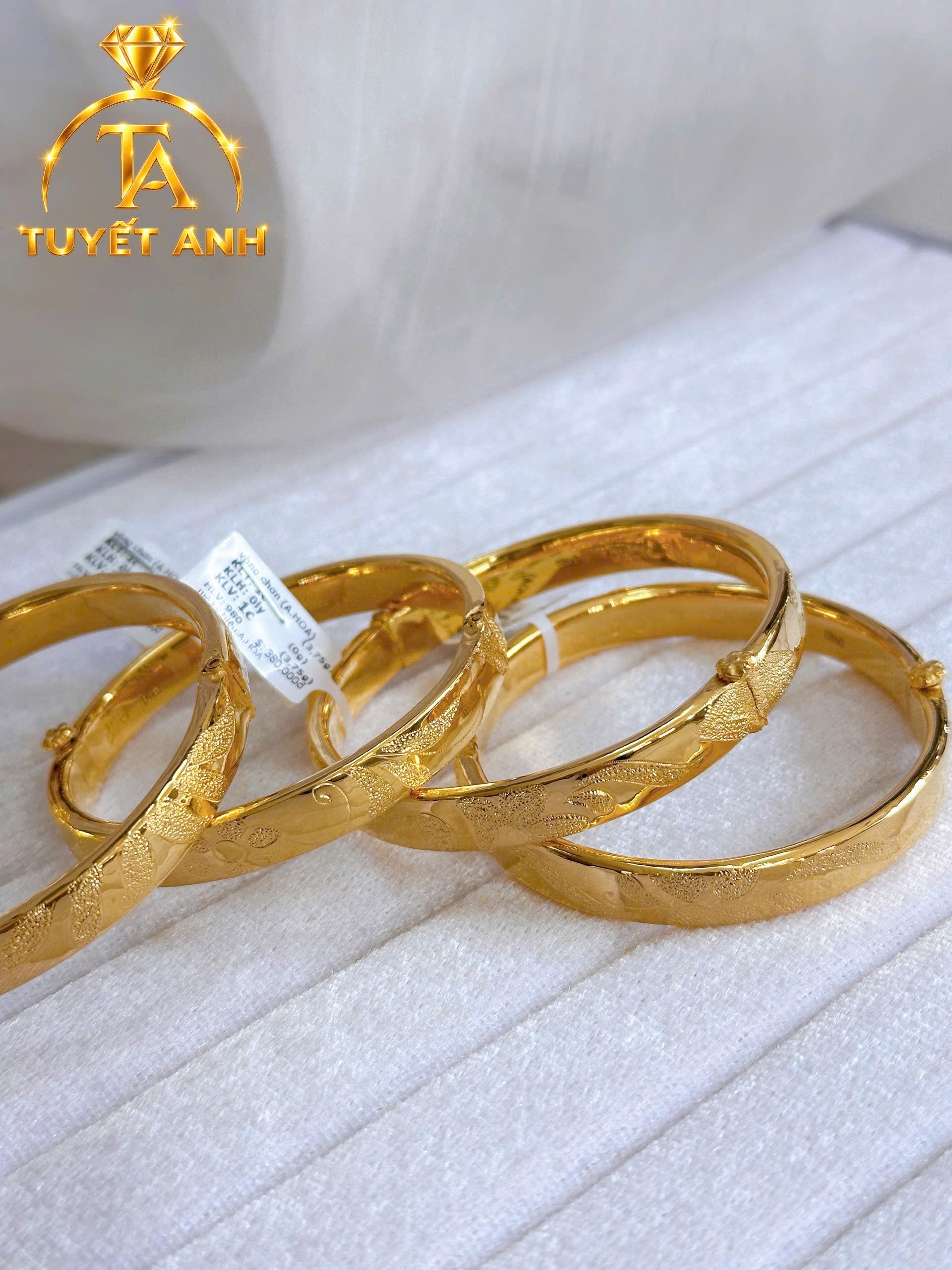 Vòng vàng 24K