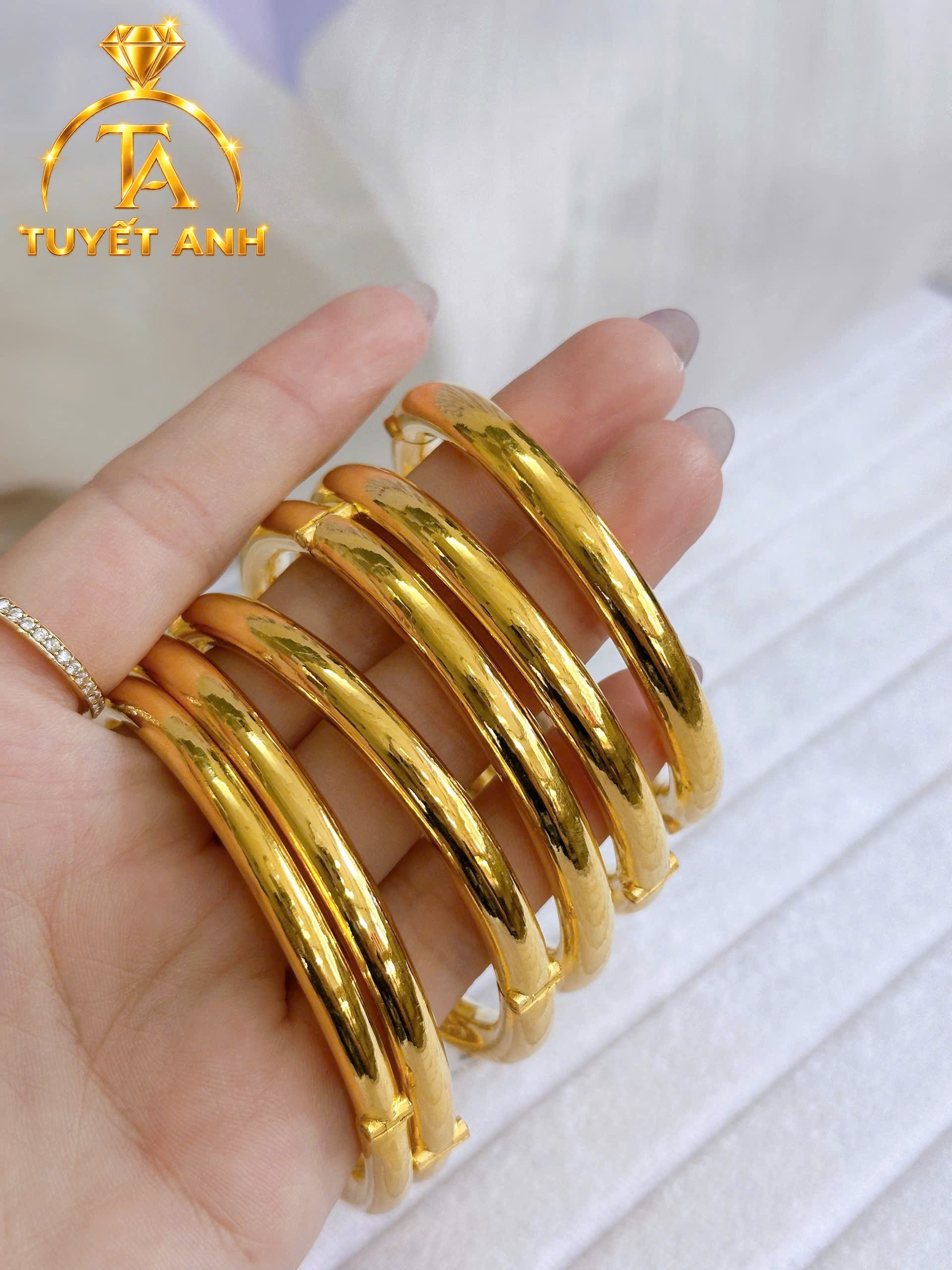 Vòng vàng 24K