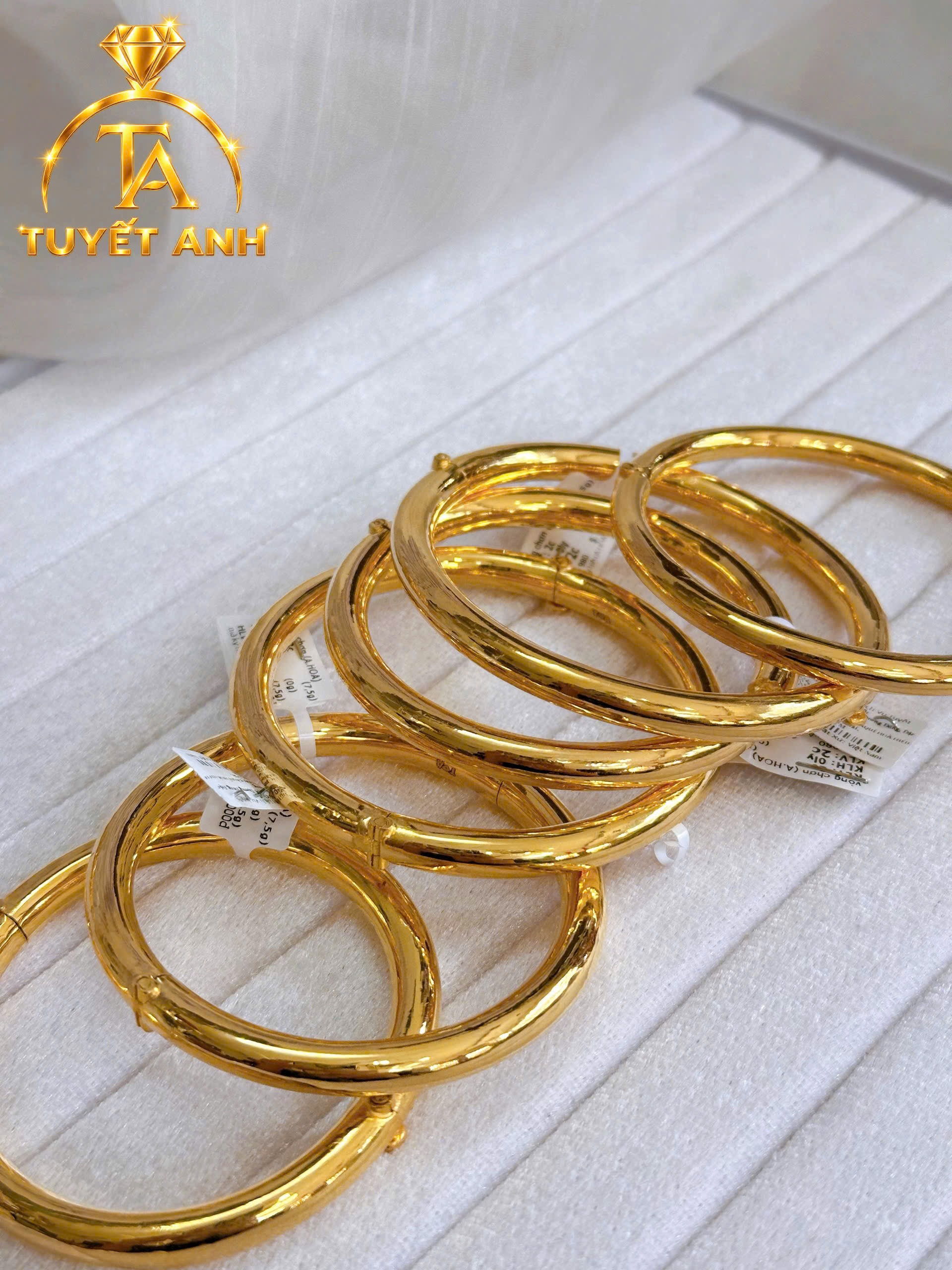 Vòng vàng 24K