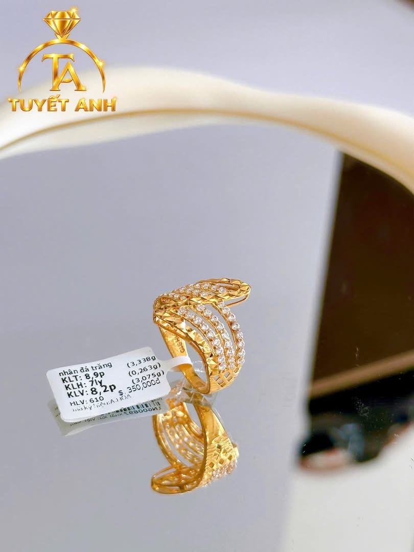 Nhẫn vàng 610
