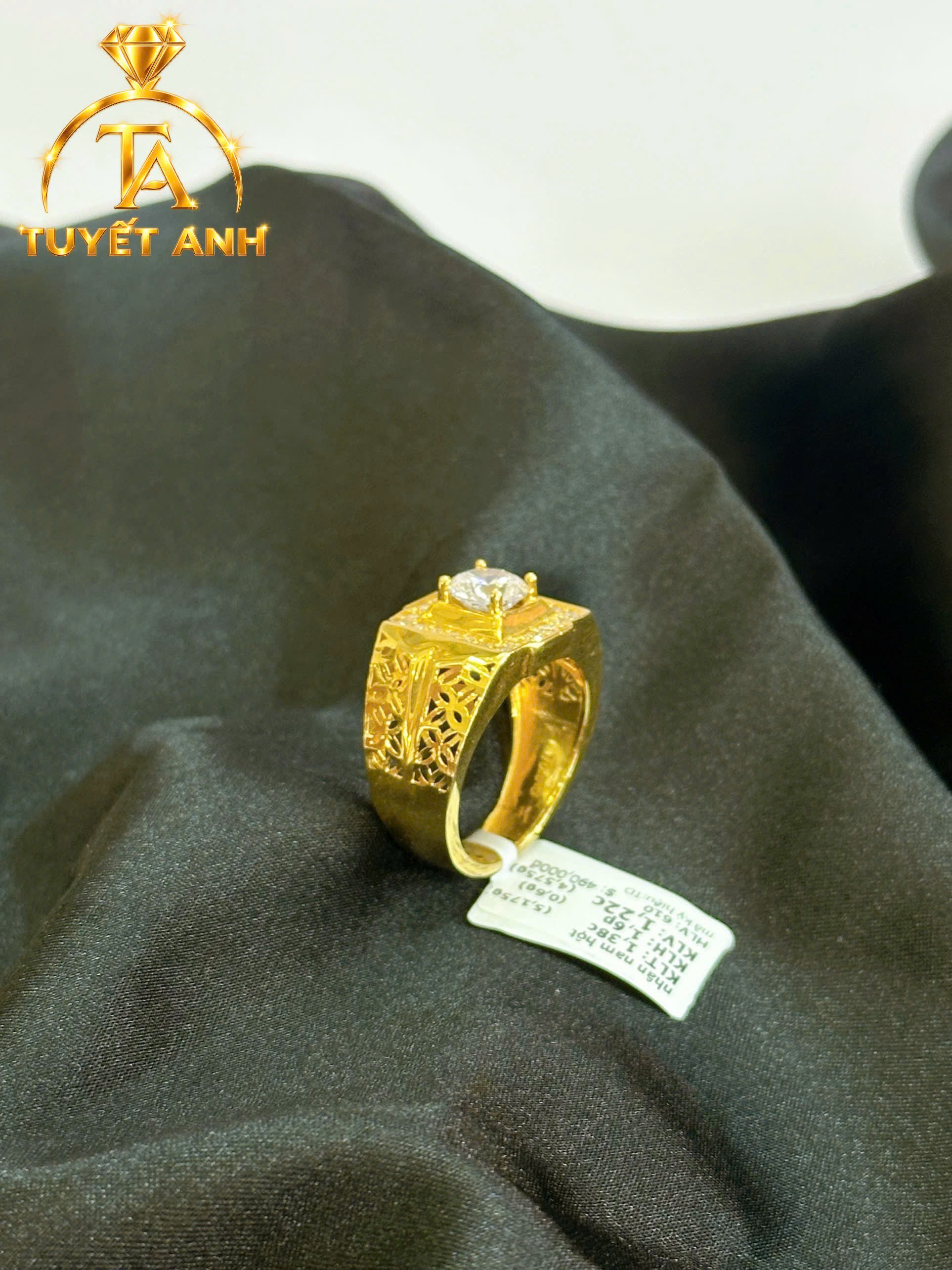 Nhẫn vàng 610