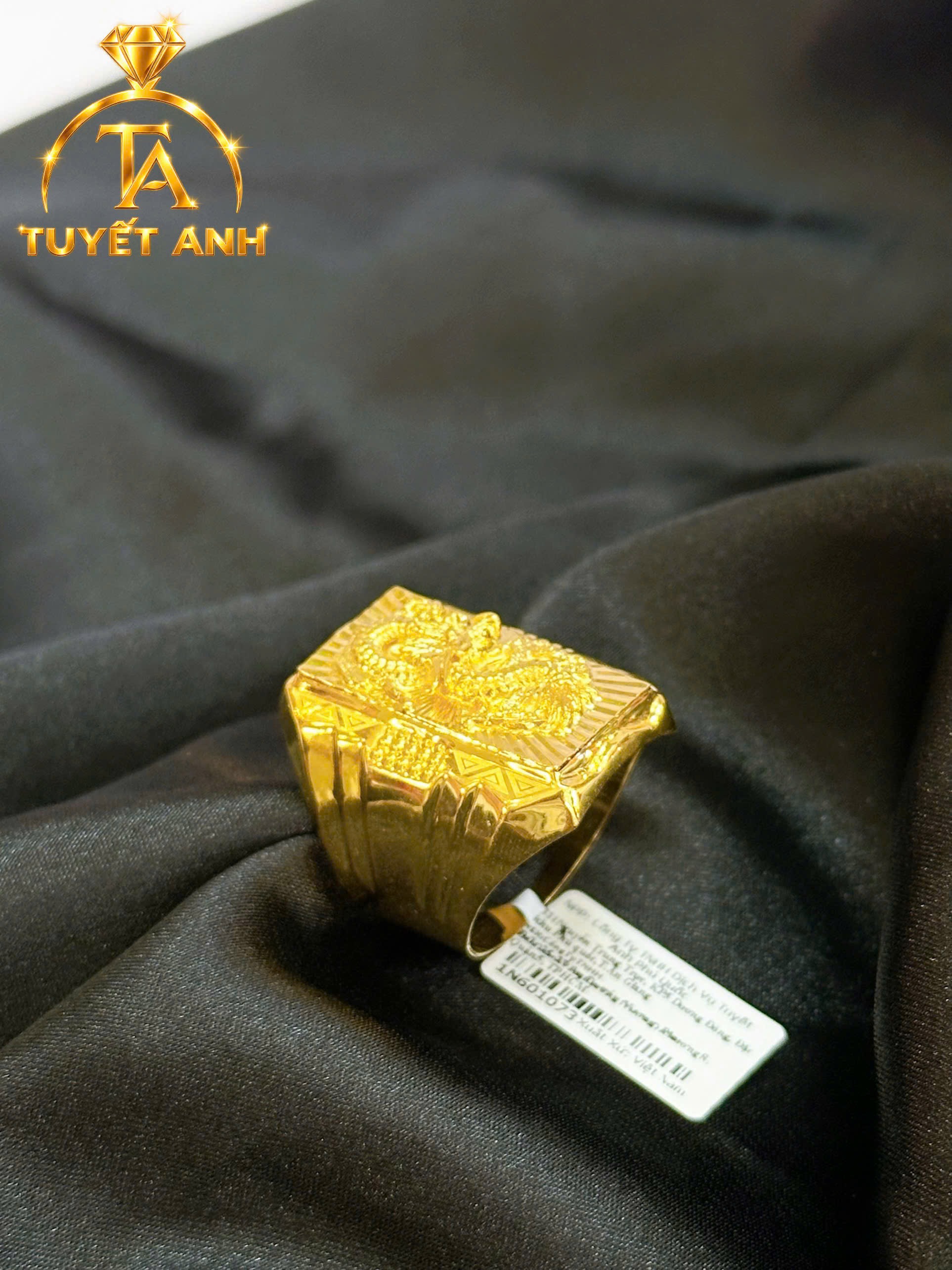 Nhẫn vàng 610