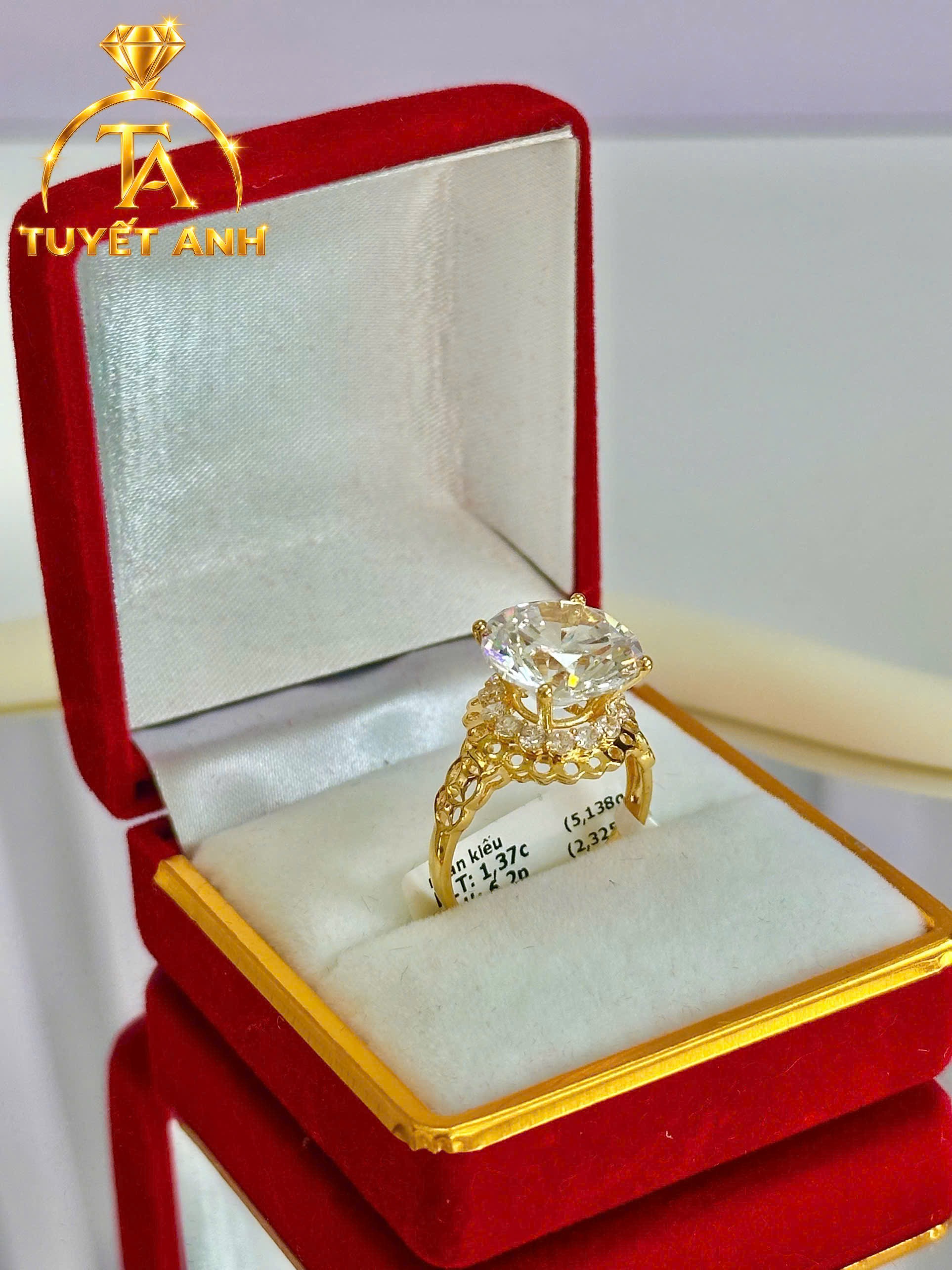 Nhẫn vàng 610