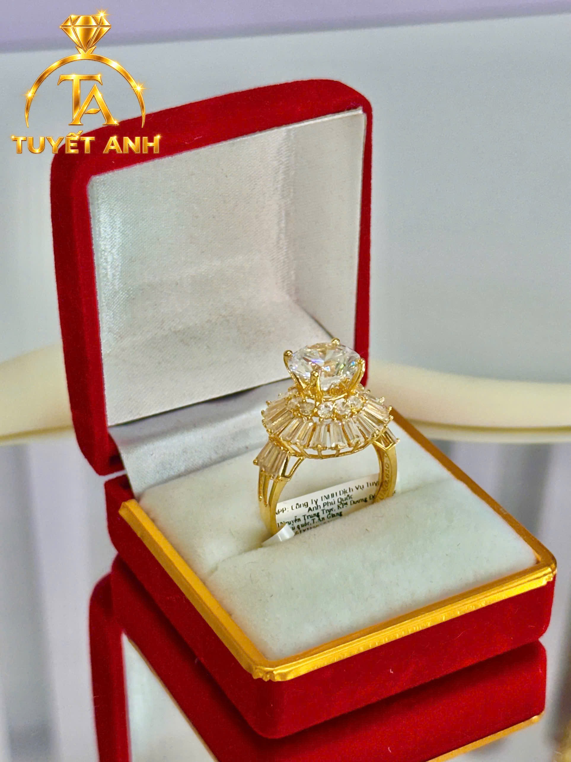 Nhẫn vàng 610