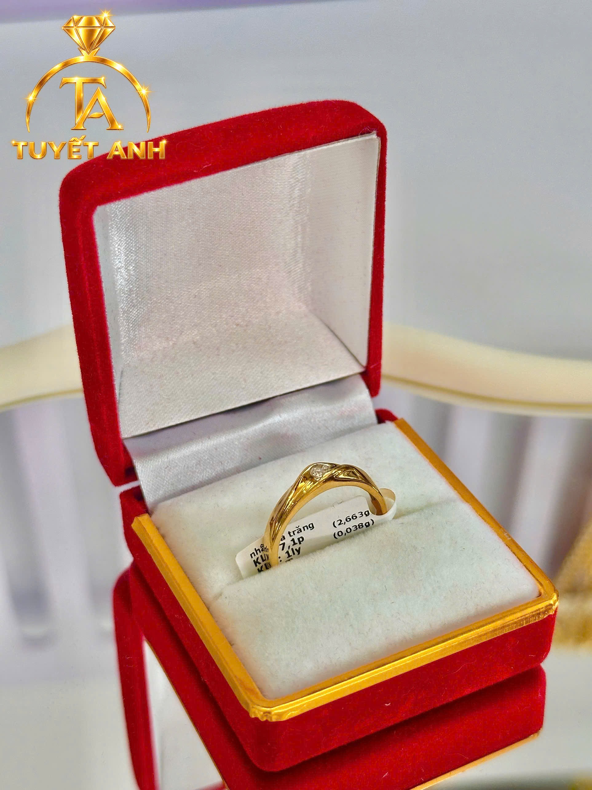 Nhẫn vàng 610