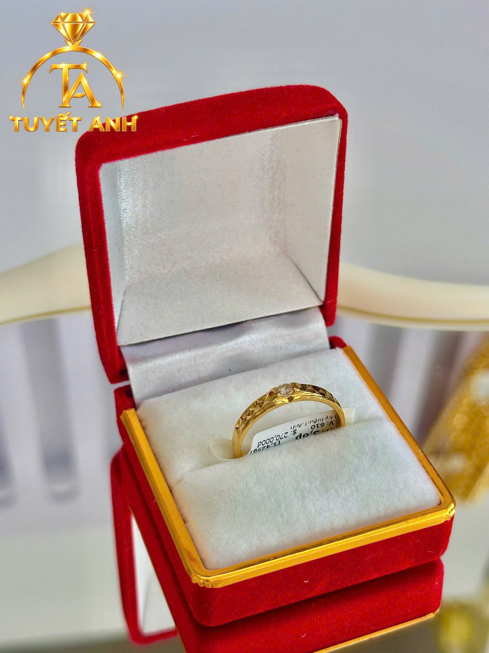 Nhẫn vàng 610