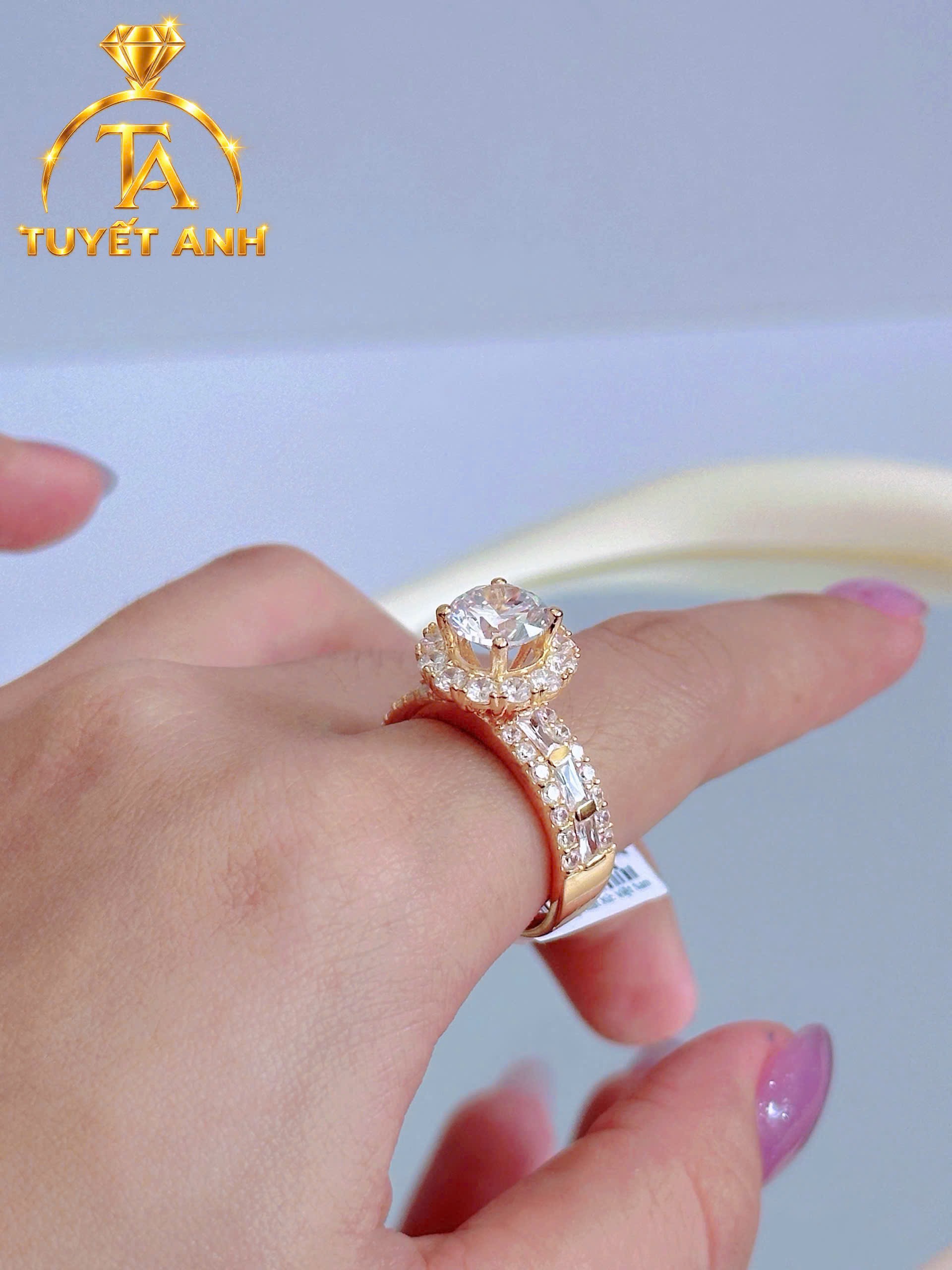 Nhẫn vàng 610