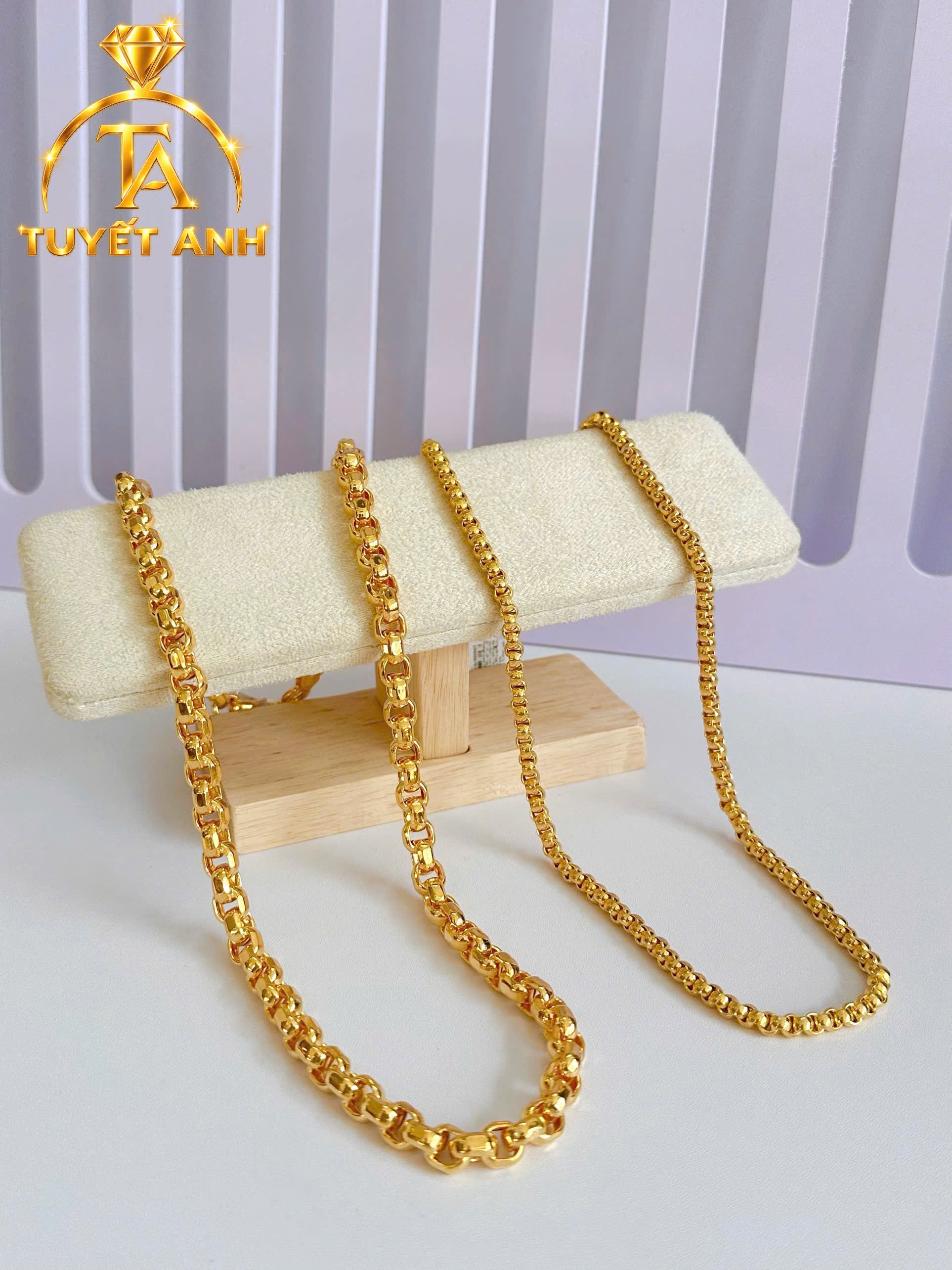 Dây chuyền vàng 610