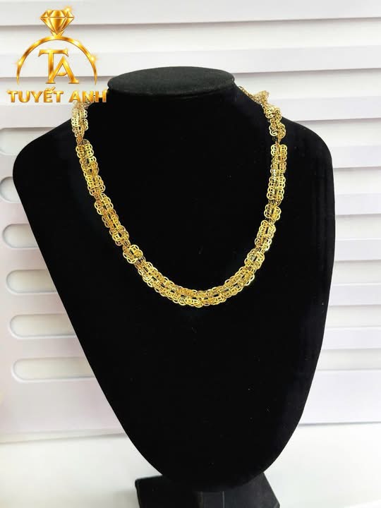 Dây chuyền vàng 610