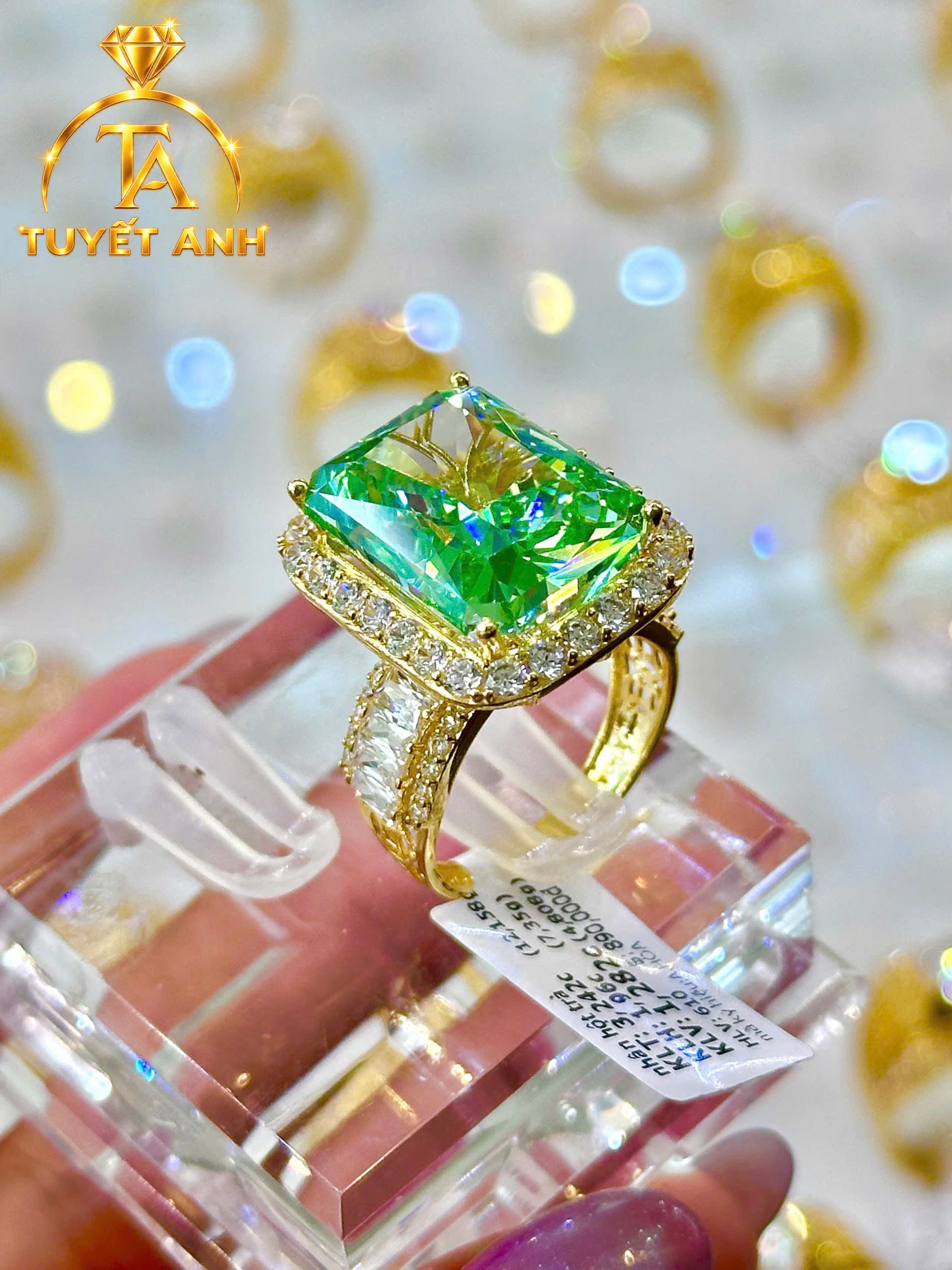 Nhẫn vàng 610